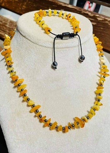Orjinal kehribar taşlı set. NOT:(150 TL ve üzeri alışverişlerde 