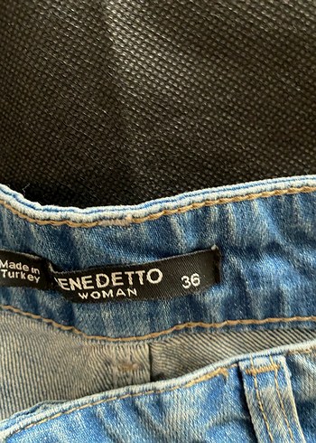 Kadın Mavi Yırtık Bol Kesim Denim Pantolon - Görsel 3