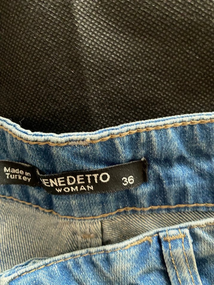 Kadın Mavi Yırtık Bol Kesim Denim Pantolon - Görsel 3