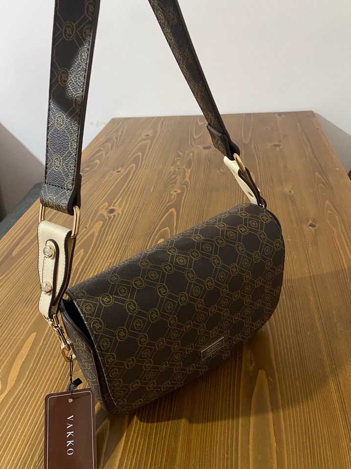 Vakko Kahverengi Tokalı Kadın Omuz Çantası - Görsel 2