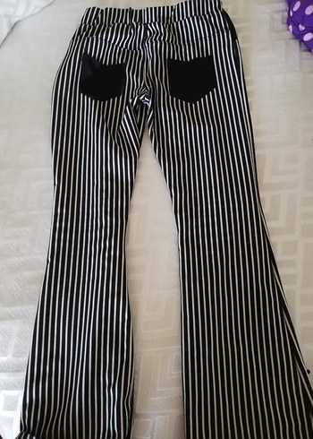 Çizgili Siyah Pantolonu