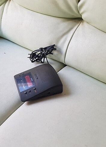 fm radyo. saat ve alarm var. - Görsel 2