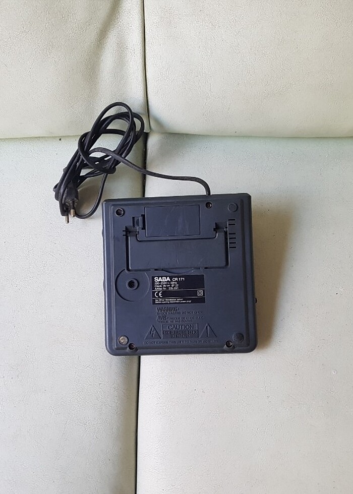 fm radyo. saat ve alarm var. - Görsel 3