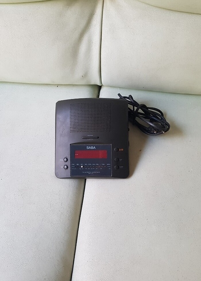 fm radyo. saat ve alarm var. - Görsel 4