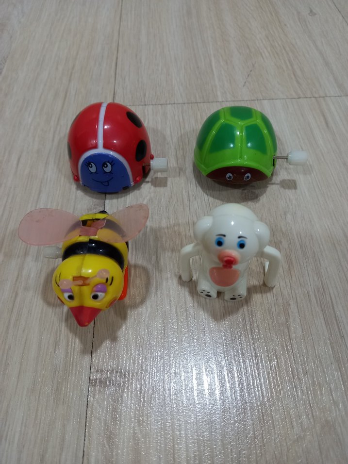 Renkli Kurmalı Hayvan Figürlü Oyuncaklar 2 tanesi hareketli. - Görsel 2