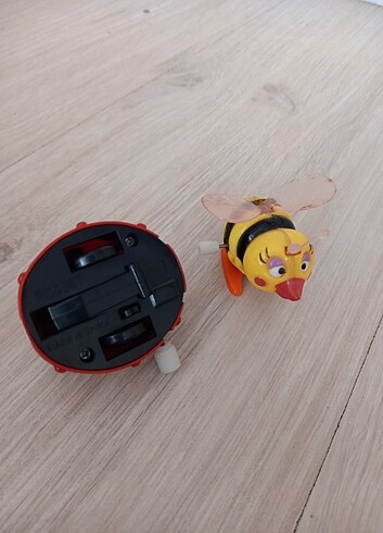 Minik oyuncaklar.