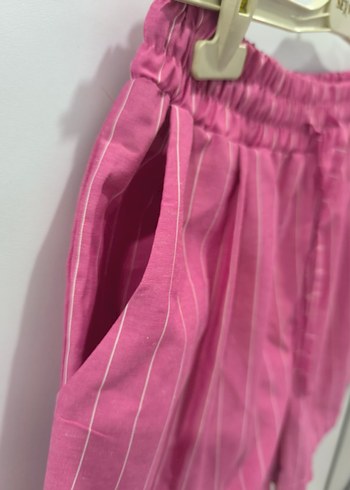 Pembe Çizgili Pilili Mini Şort - Görsel 2