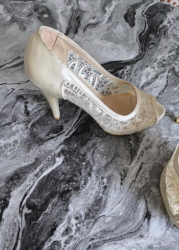 Dantel Detaylı Beyaz Dolgu Topuk Abiye Ayakkabı - Görsel 2