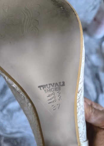 Dantel Detaylı Beyaz Dolgu Topuk Abiye Ayakkabı - Görsel 7