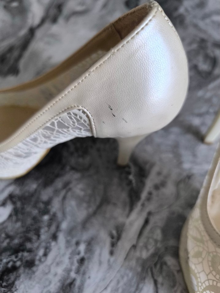 Dantel Detaylı Beyaz Dolgu Topuk Abiye Ayakkabı - Görsel 4