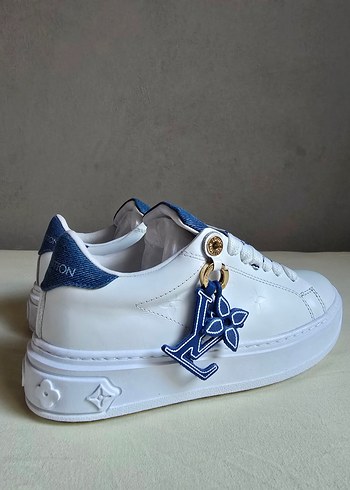 Louis Vuitton Kadın Beyaz Platform Spor Ayakkabı