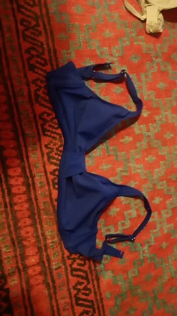 Bikini üstü