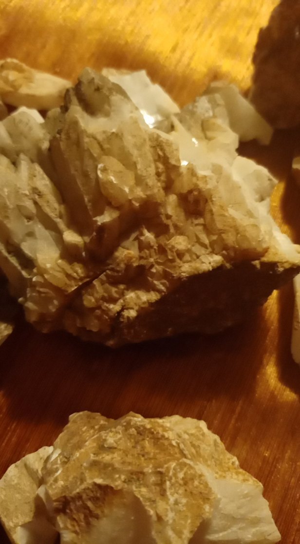 Doğal kuvars taşları. - Görsel 2