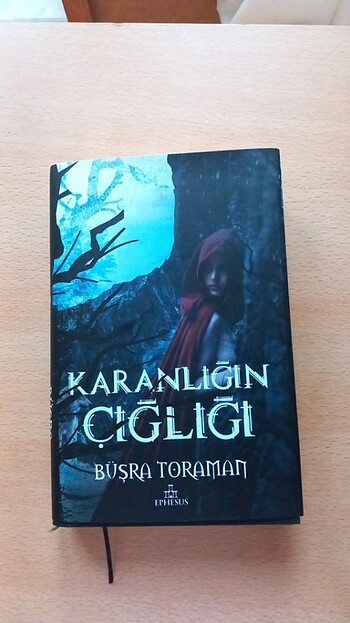 Karanlığın Çığlığı Büşra Toraman