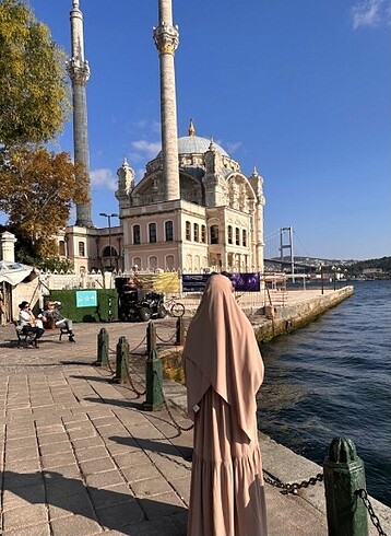 Diğer elbise/ferace