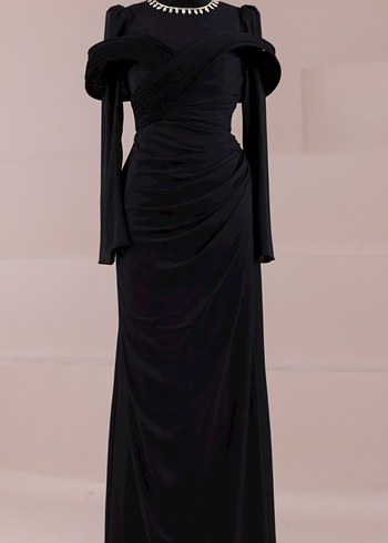 Uzun Siyah Drapeli Gotik Kadın Elbise - Görsel 3