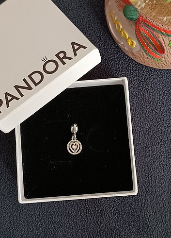 pandora charm 