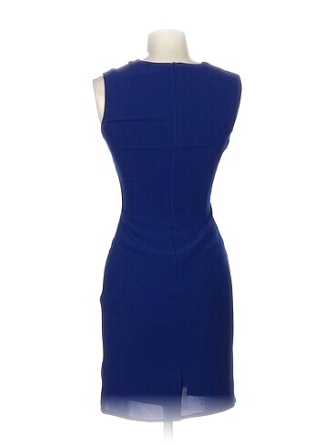 36 Beden PreLoved Kısa Elbise %70 İndirimli.