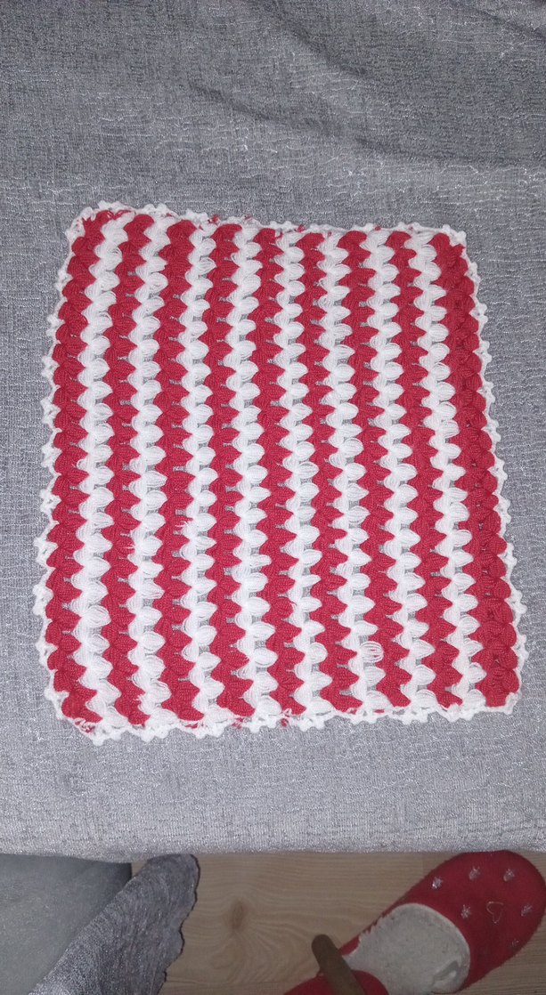 Kırmızı Beyaz Şeritli Banyo lifi - Görsel 2