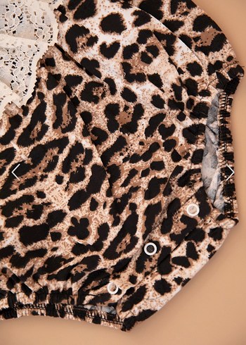 1,5 Yaş Beden Dantel Yakalı Leopar Desenli Bebek Kız Tulum