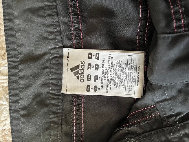 s Beden Adidas kadın deniz şortu