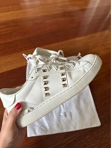 38,5 Beden Valentino Rockstud Sneakers