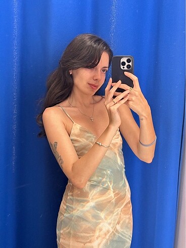 l Beden çeşitli Renk Bershka yeni etiketli elbise