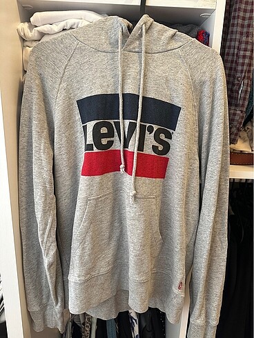 Levis swaetshirt