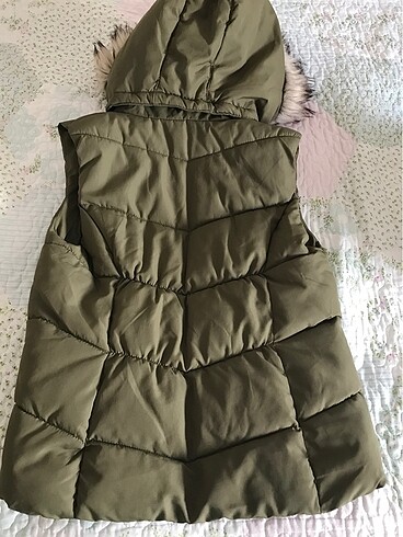 11-12 Yaş Beden H&M yelek