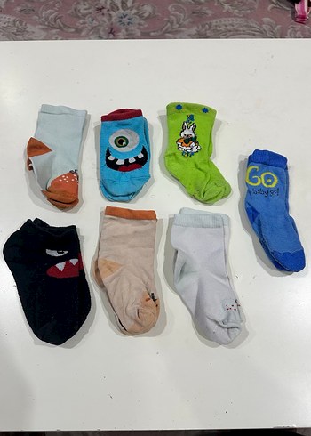 Çocuklar için renkli nakışlı çoraplar - Görsel 5