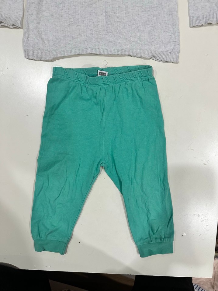 Çocuk Gri Sweatshirt ve Yeşil Eşofman Altı - Görsel 4