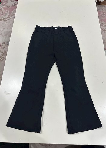 Siyah Kadın Geniş Paça Midi Pantolon - Görsel 2