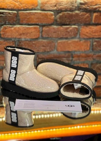 Ugg 40