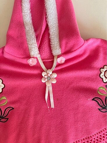 TERTEMİZ ŞIK VE KULLANIŞLI ÇOCUK PANÇO - Görsel 2