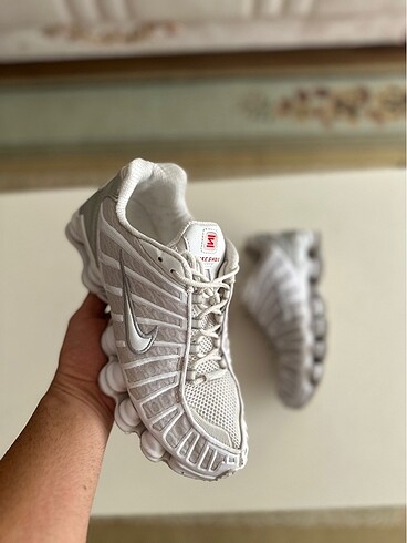 ORJİNAL SIFIR AYARINDA NİKE SHOX.