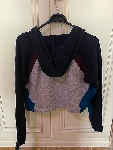 m Beden Sweat crop