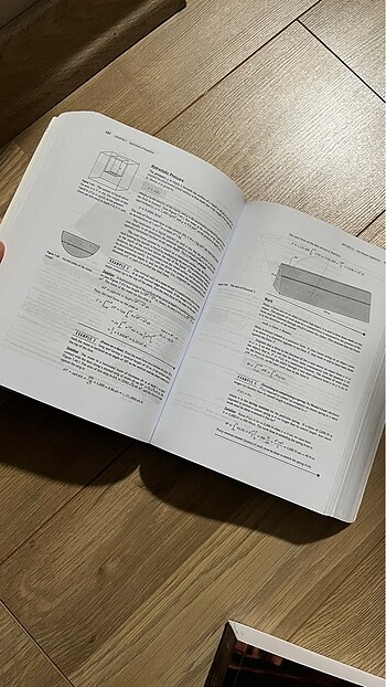Üniversite seviyesi ingilizce matematik fizik kitapları - Görsel 3
