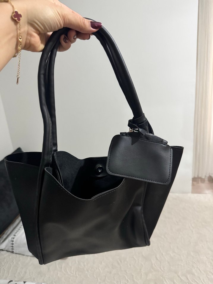 Siyah Deri Minimalist Kadın Çanta - Görsel 3