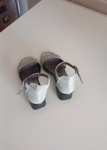 Diğer çocuk topuklu simli taş detaylı ayakkabı