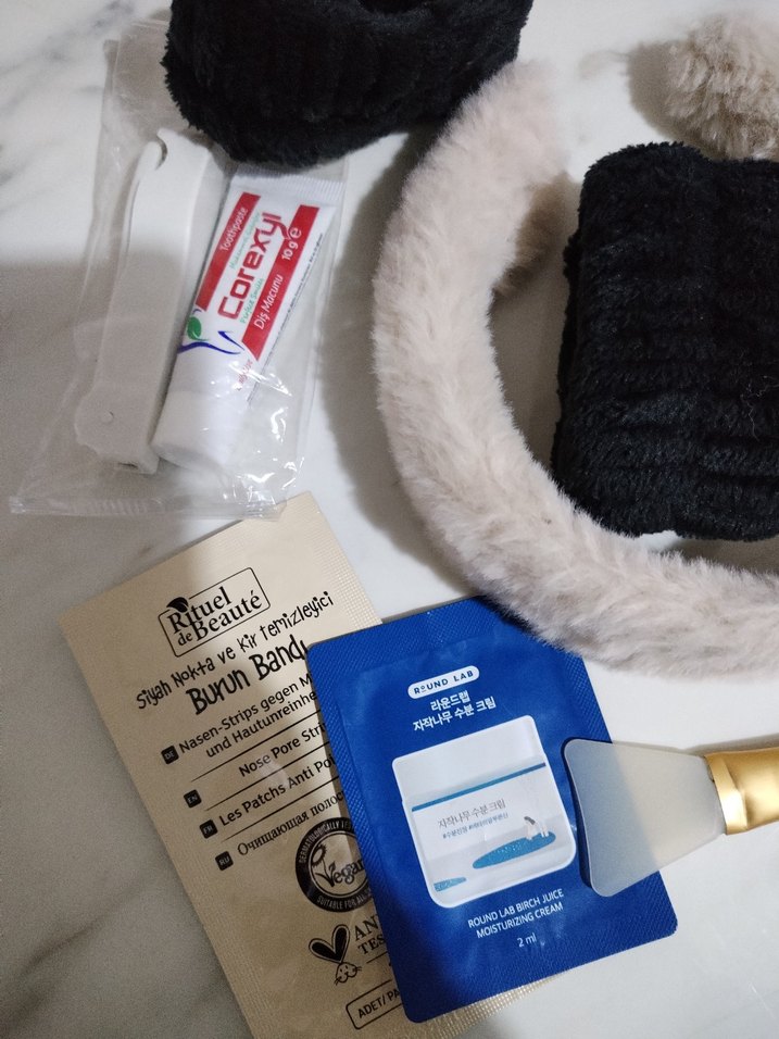 Işıltılı Cilt Bakım Seti - Görsel 2