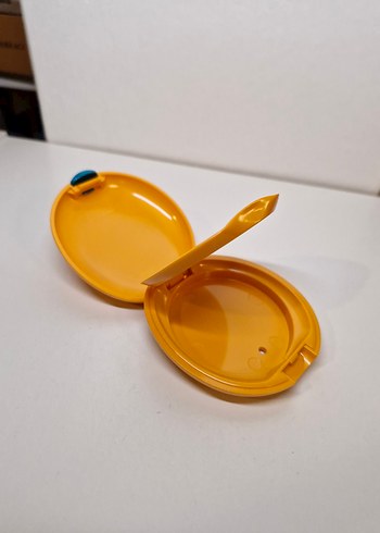 Sarı Renkli Kompakt Pudra Kabı - Görsel 2