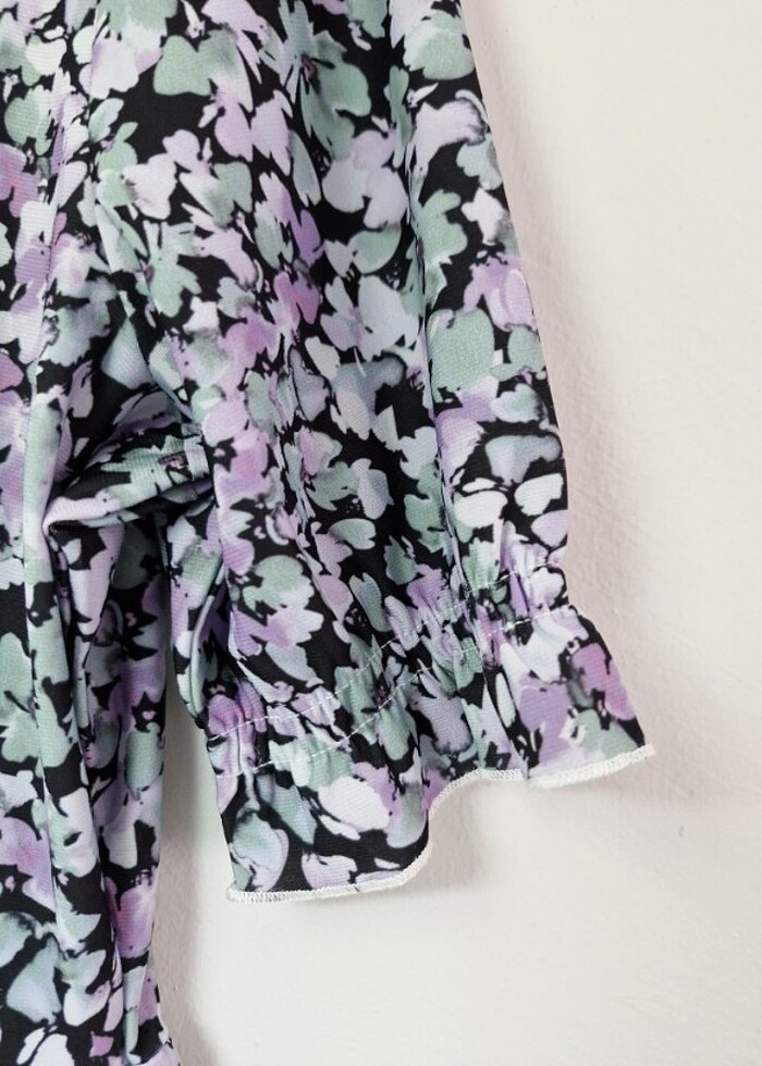 Çiçekli cici bluz - Görsel 2
