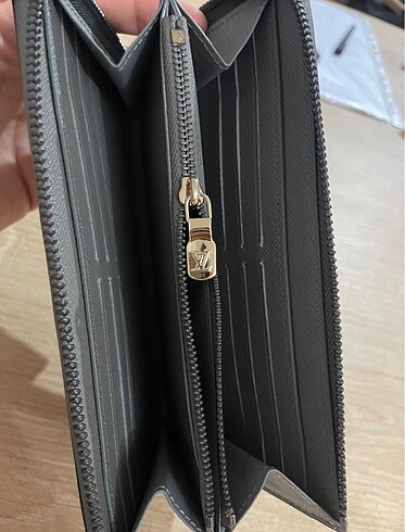 Louis Vuitton LOUIS VUITTON Cüzdan