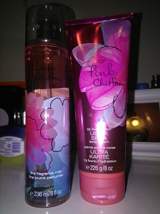 Bath and body works set vücut spreyi+vücut losyonu hiç kullanılm
