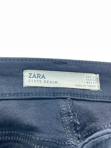 34 Beden siyah Renk Zara Skinny %70 İndirimli.