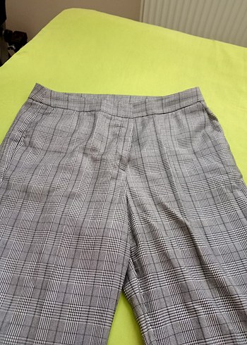 44 Beden Gri Pilili Midi Kadın Kumaş Pantolon