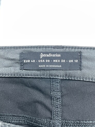 40 Beden çeşitli Renk Stradivarius Jean / Kot %70 İndirimli.