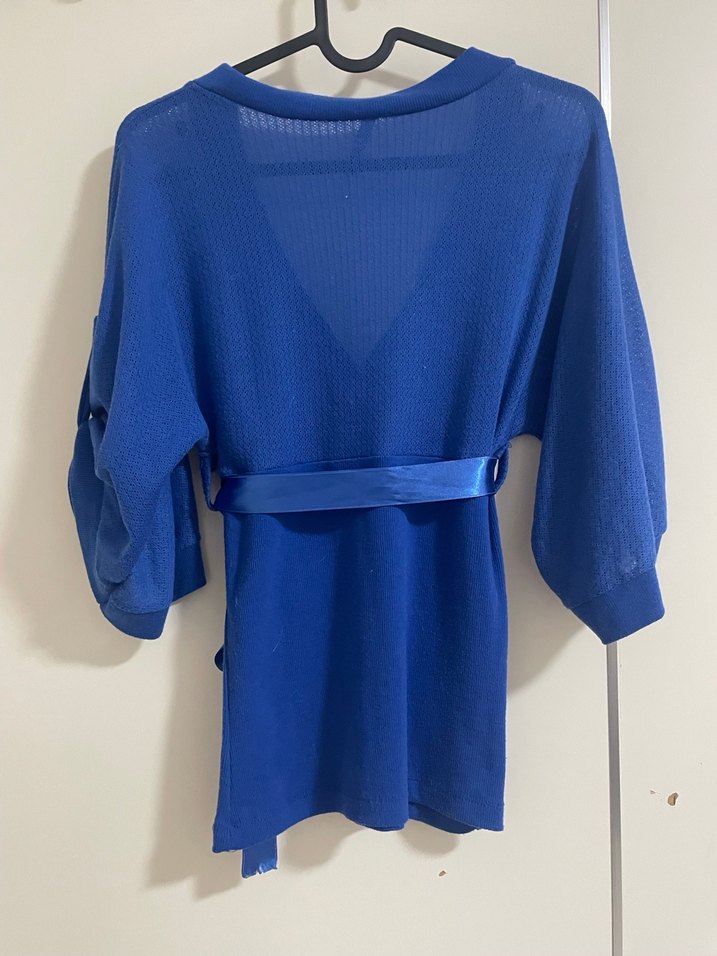 Kuşaklı V Yaka Mavi Kadın Bluz - Görsel 3