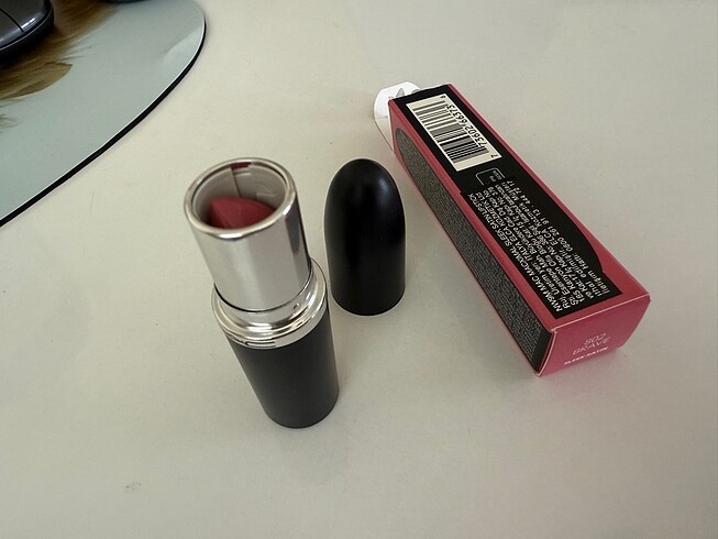  Beden MAC Macximal Sleek Satin Ruj 802 Brave