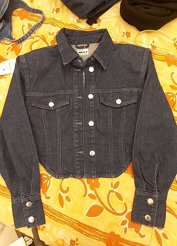 xs Beden Bershka denim takım